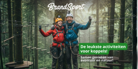 koppel tijdens outdoor activiteit in de ardennen bij brandsport